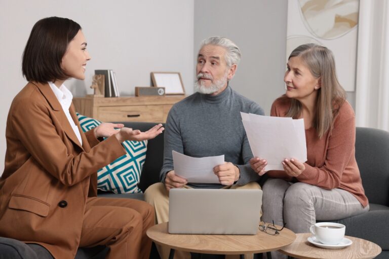 insurance agent consulting elderly couple about pension plan in room.jpg s1024x1024wisk20cVTwVobO2IRdsPVbChptRifeRIdcb9iXriZmEWyFc8QM
