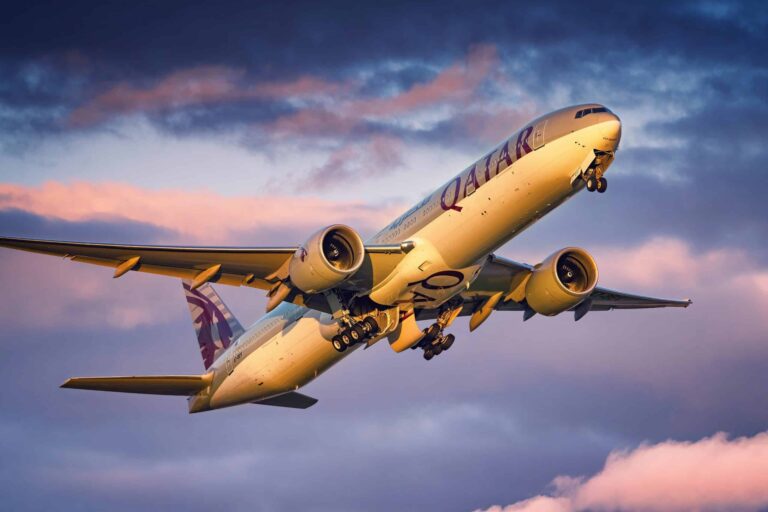 qatar 777 lhr departure scaled