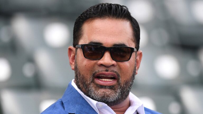 Ozzie Guillen 1