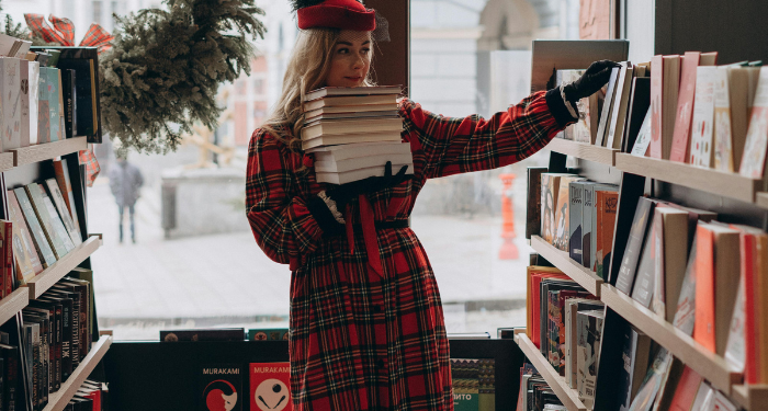 christmas book shopping