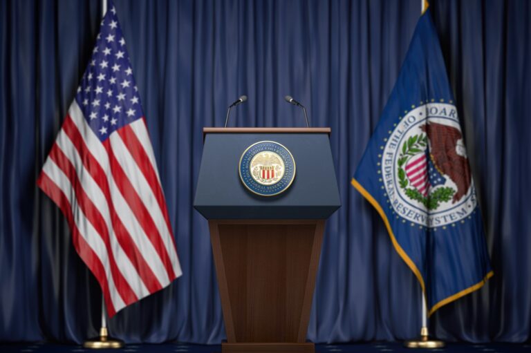 federal reserve system fed of usa chairman press conference concept tribune with symbol and.jpg s1024x1024wisk20crvtYPmzjDkZsVOYTPTzQNGf85i2xCL JJkynoqhgBSI