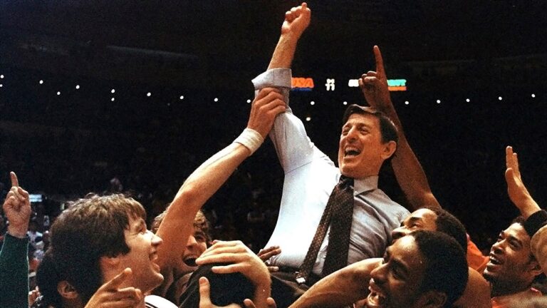 lou carnesecca3