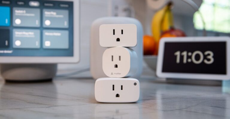 236527 Matter smart plugs JTuohy 0007