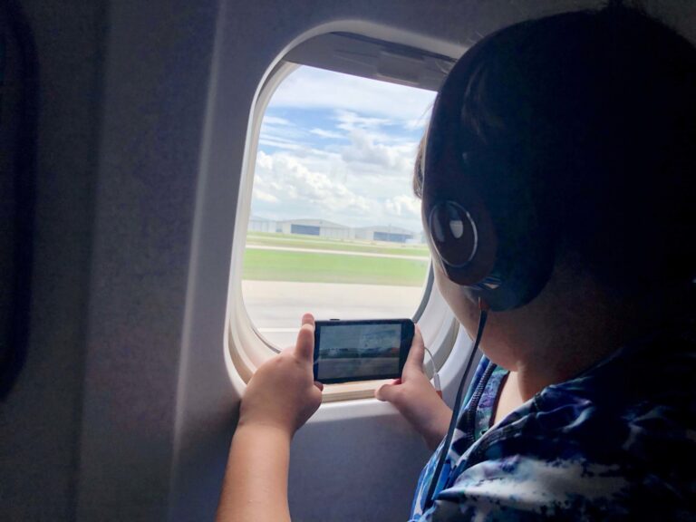 luke on plane scaled