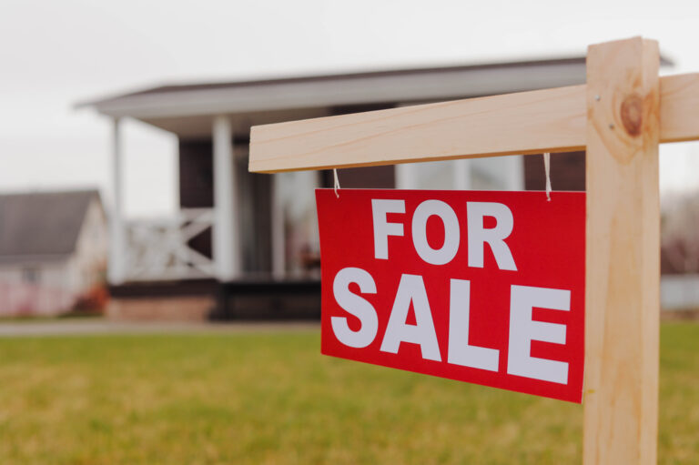 Spot 3 New Home Sales 2132687028 1140x758