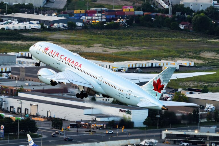 air canada 787 yyz aerial departure scaled