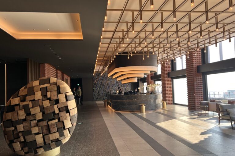 Lobby scaled