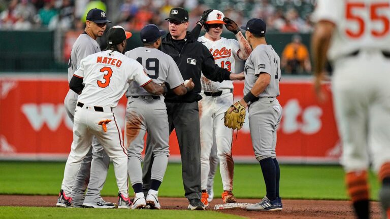 yankees orioles benches clear